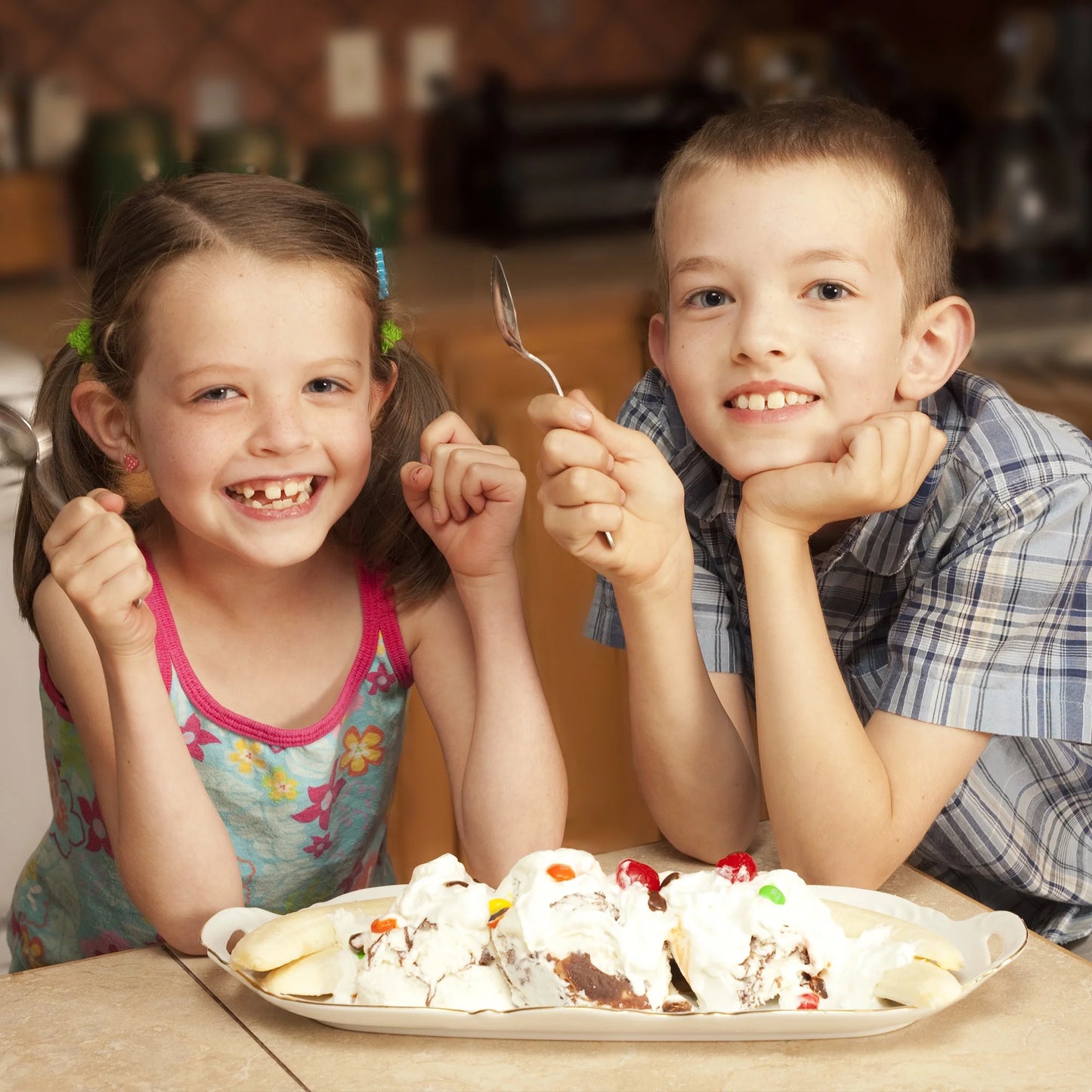 Classic Cuisine Ice Cream Maker - Makes Sorbet, Frozen Yogurt, 1 Quart, White